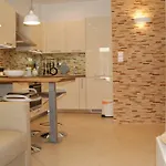 Sea-view Modern - 4 Guests - Kitchen 公寓 塞萨洛尼基